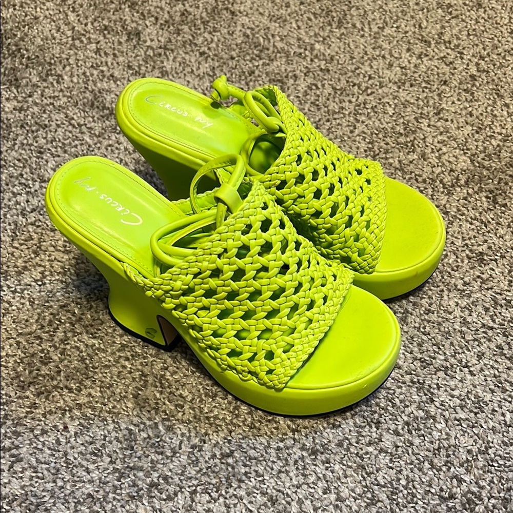 Circus by Sam Edelman Lime Green Woven Sandals with ankle tie